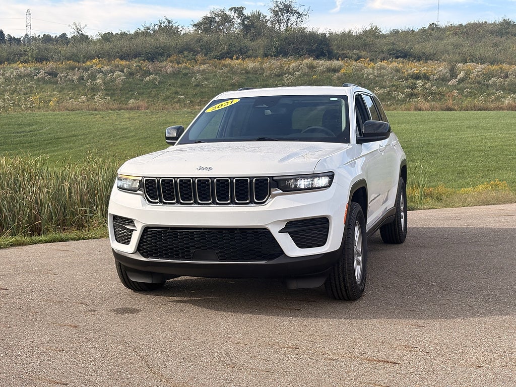 2023 Jeep Grand Cherokee Laredo