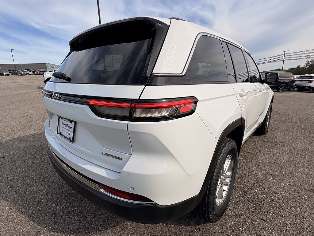 2023 Jeep Grand Cherokee Laredo