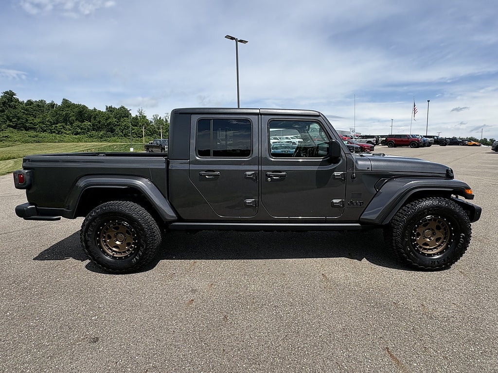 2023 Jeep Gladiator Willys