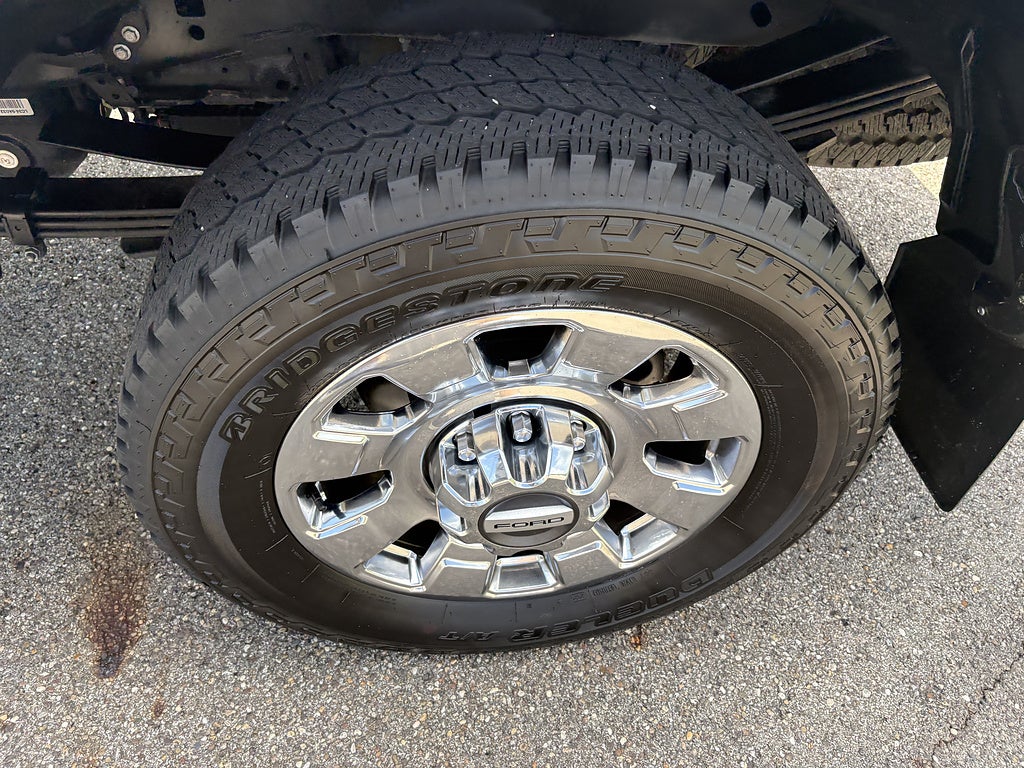 2026 Ford Super Duty F-350 SRW Lariat