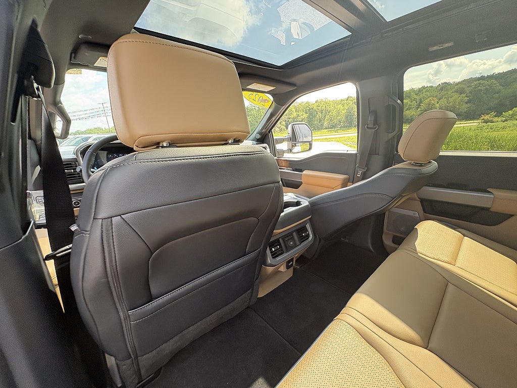 2026 Ford Super Duty F-350 SRW Lariat