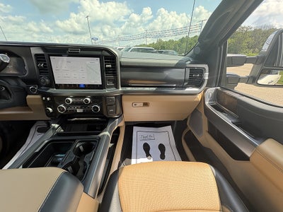2026 Ford Super Duty F-350 SRW Lariat