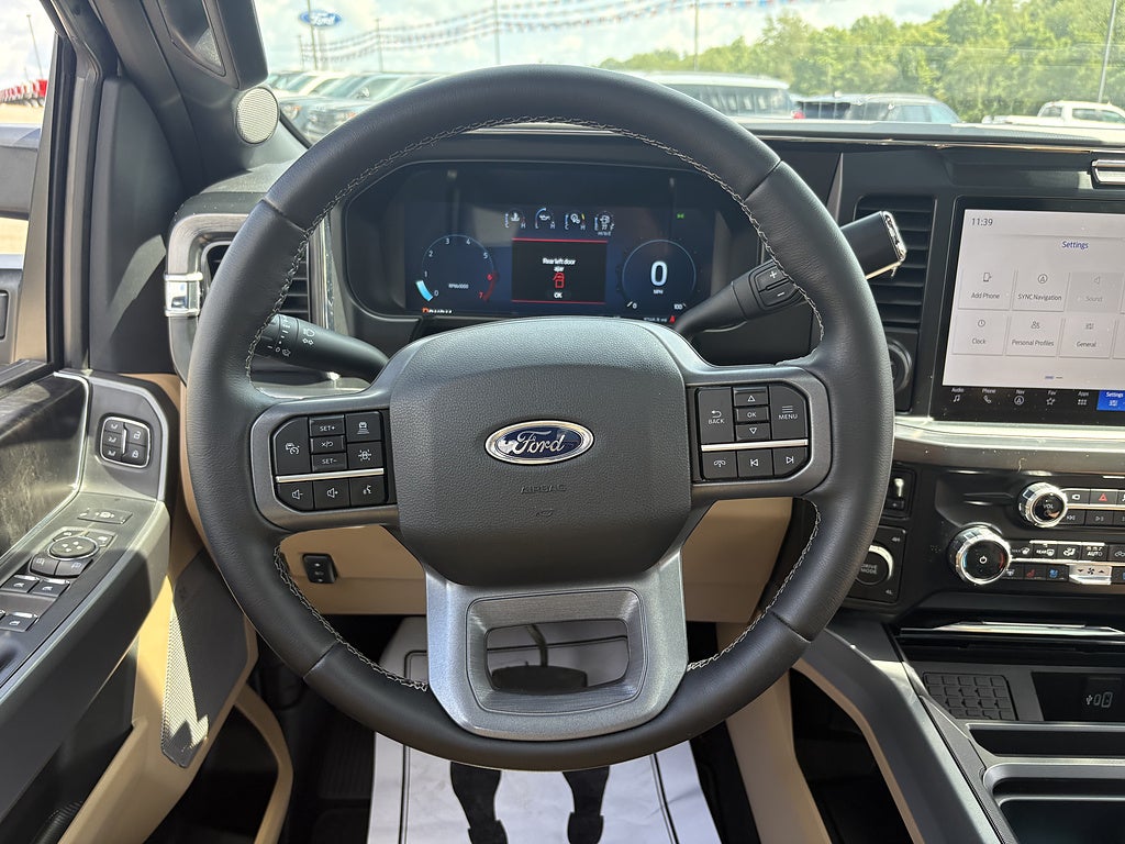 2026 Ford Super Duty F-350 SRW Lariat