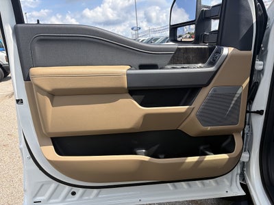2026 Ford Super Duty F-350 SRW Lariat