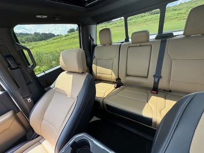 2026 Ford Super Duty F-350 SRW Lariat