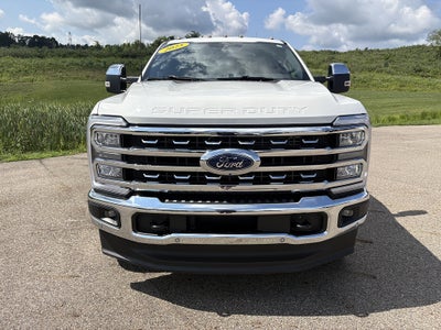 2026 Ford Super Duty F-350 SRW Lariat