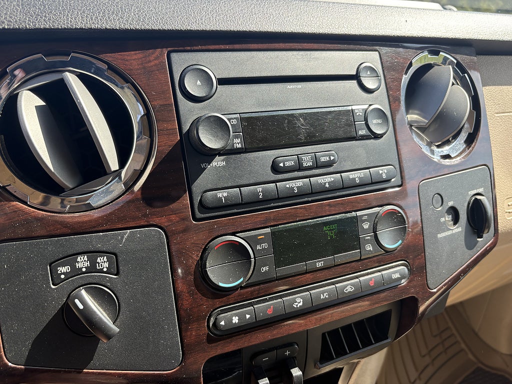 2008 Ford Super Duty F-250 SRW Lariat