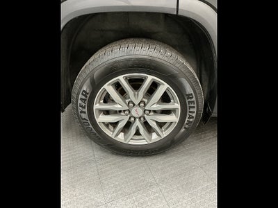 2017 GMC Acadia SLE-2