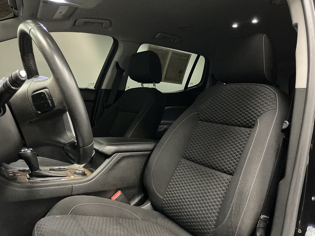 2017 GMC Acadia SLE-2