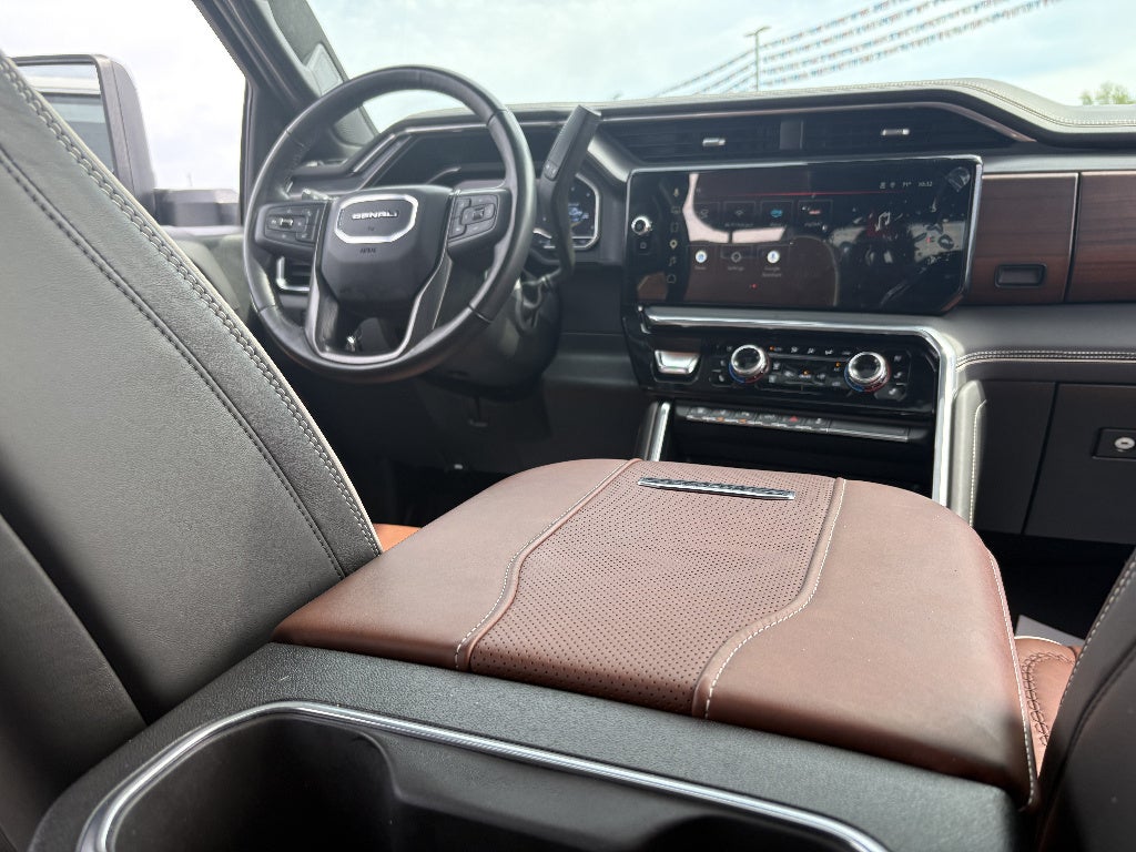 2024 GMC Sierra 3500HD Denali Ultimate