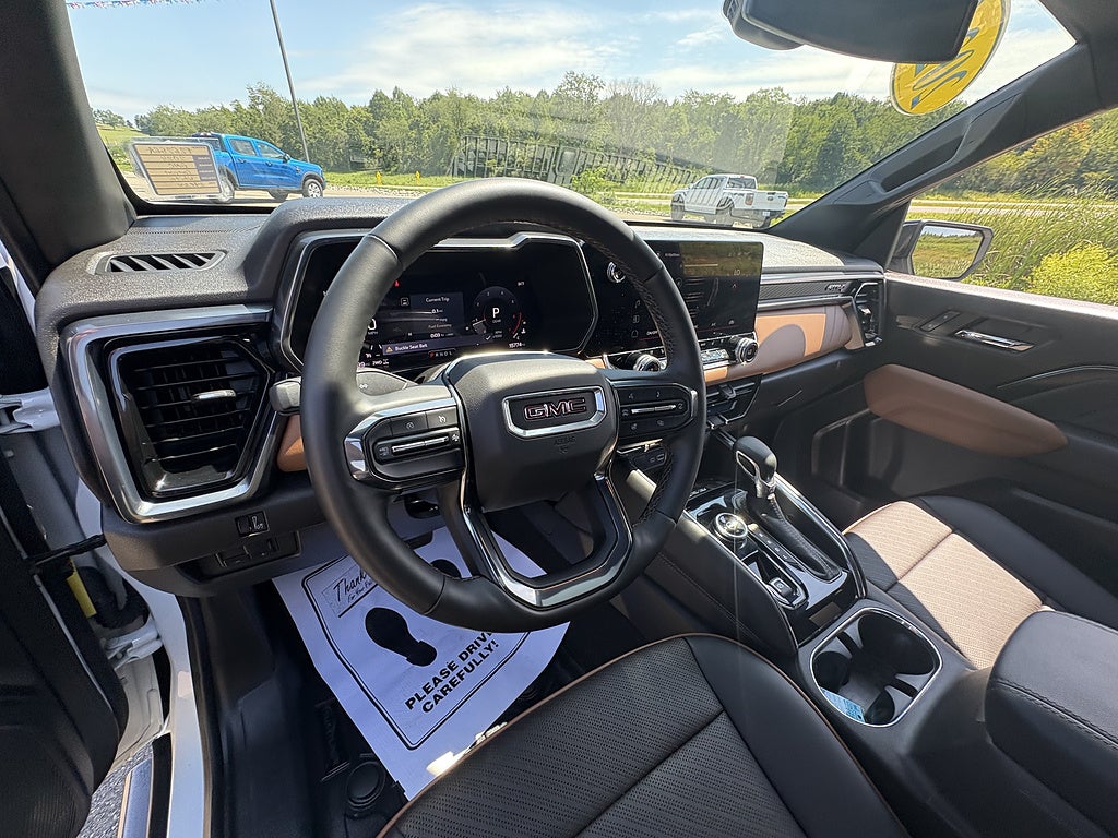 2024 GMC Canyon AT4