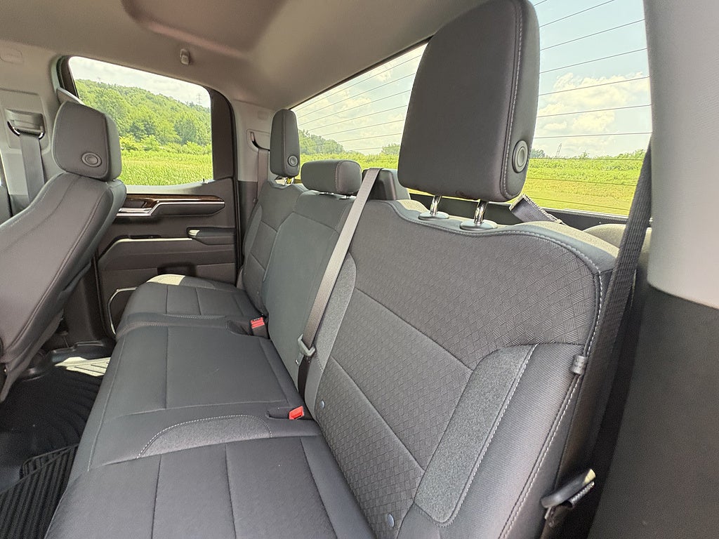 2025 GMC Sierra 1500 Elevation Standard