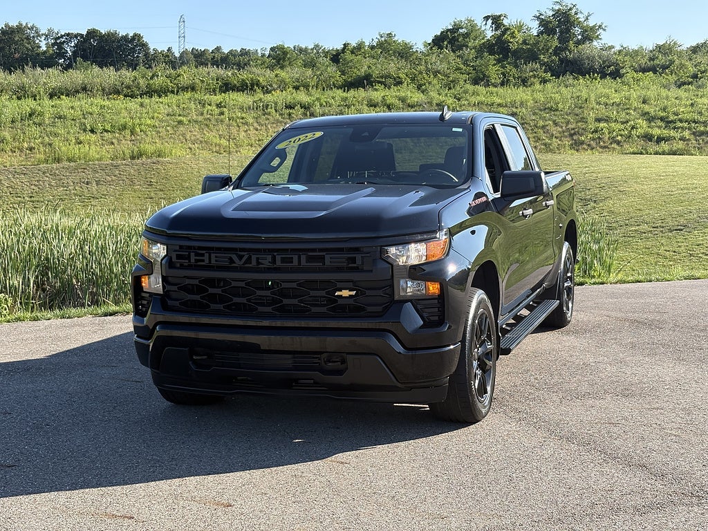 2022 Chevrolet Silverado 1500 Custom