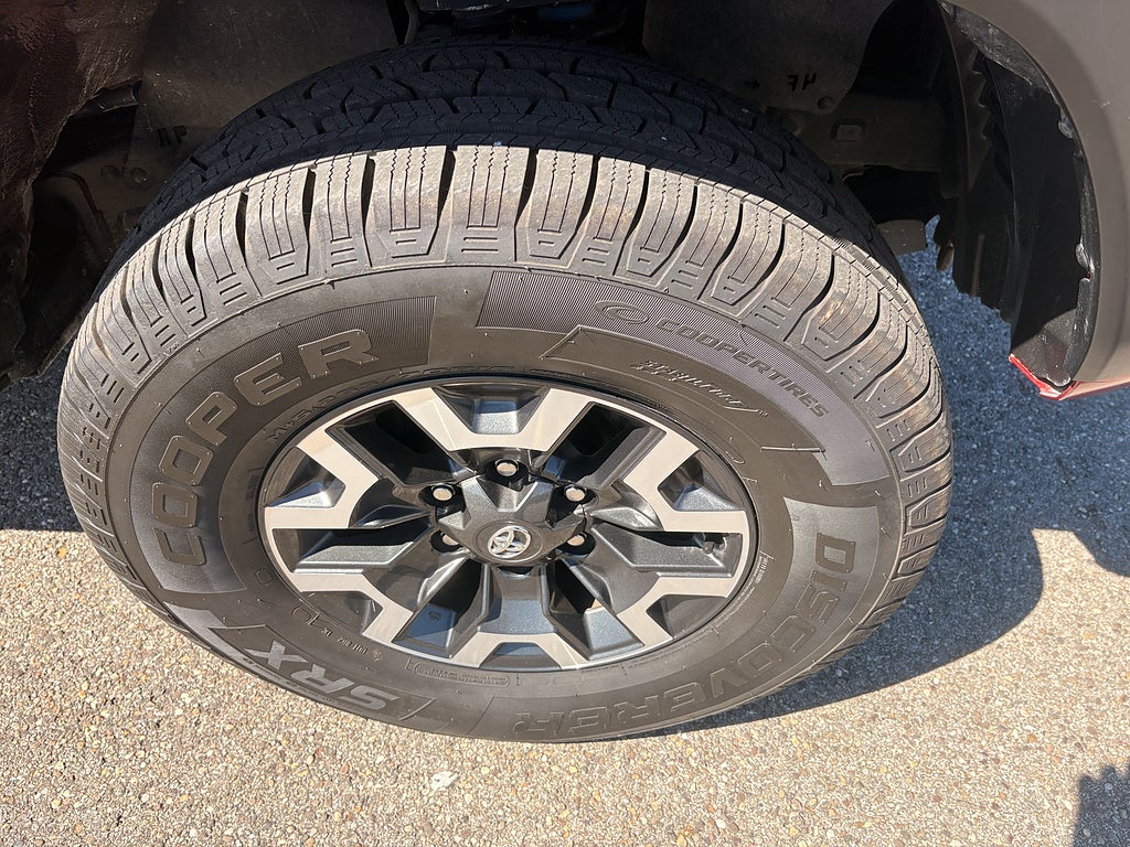 2023 Toyota Tacoma 4WD TRD Off-Road