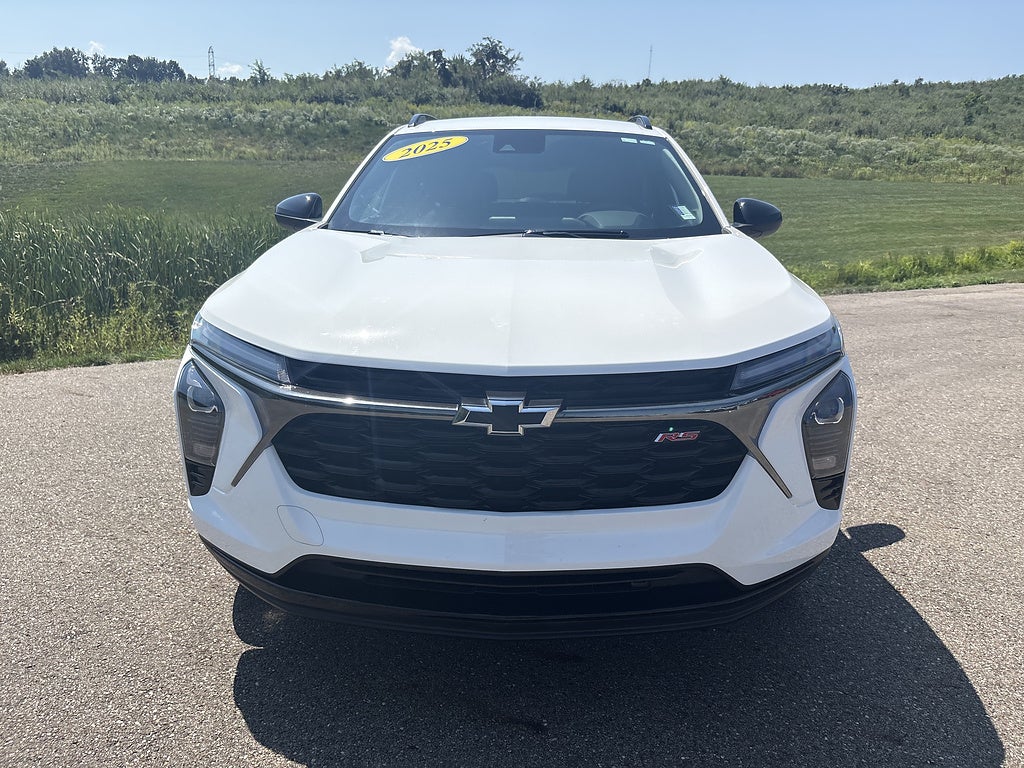 2025 Chevrolet Trax RS