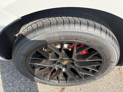 2020 Porsche Macan GTS