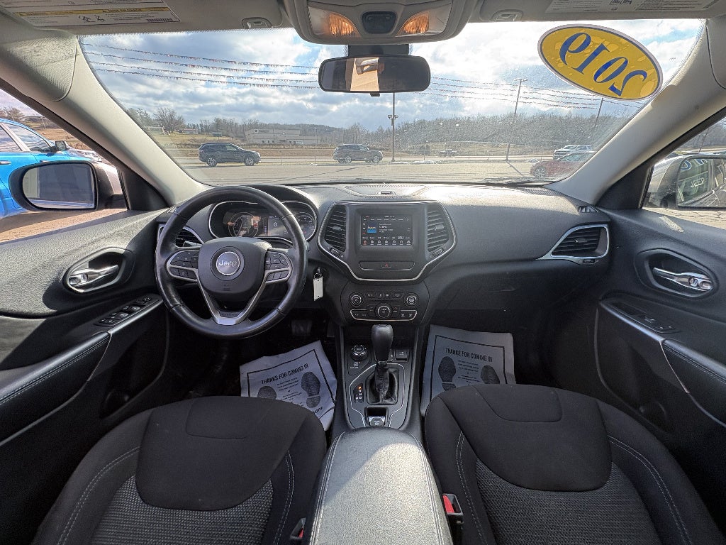 2019 Jeep Cherokee Latitude