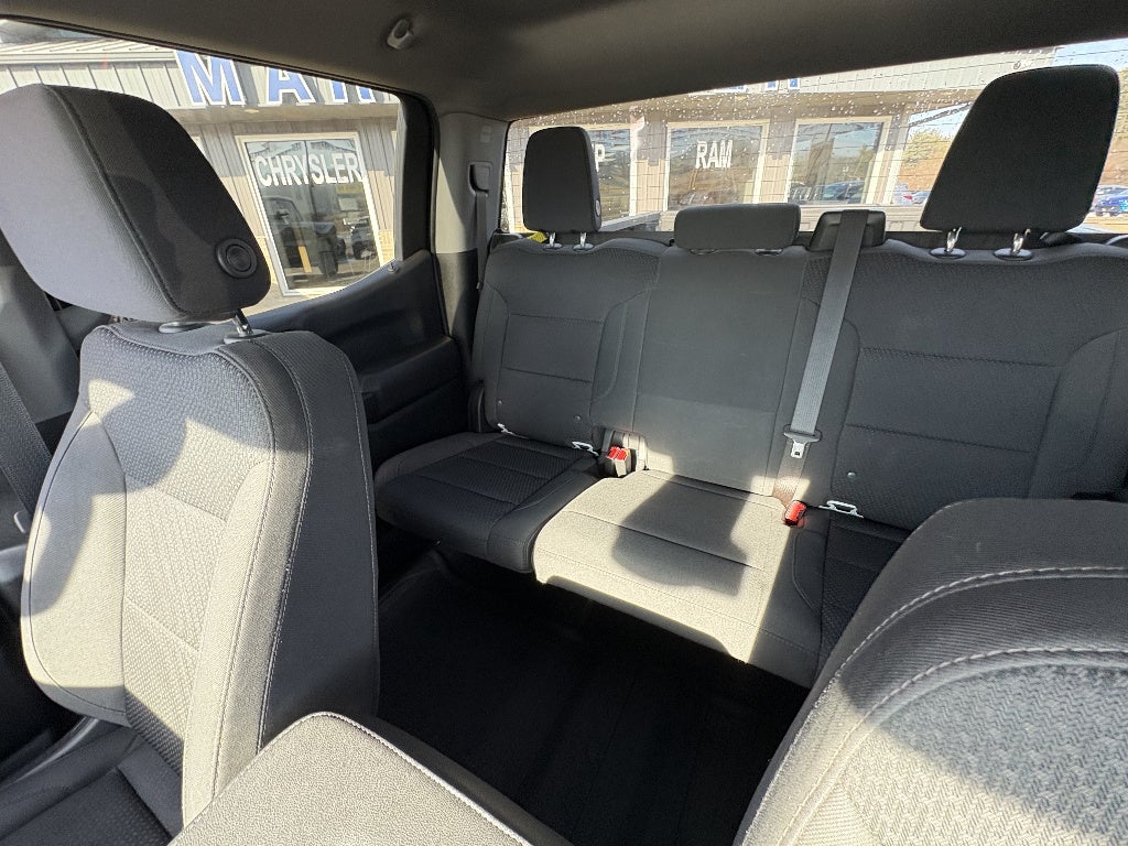 2023 GMC Sierra 1500 4x4 Pro 4dr Crew Cab 5.8 ft. SB