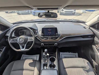 2023 Nissan Altima SV FWD