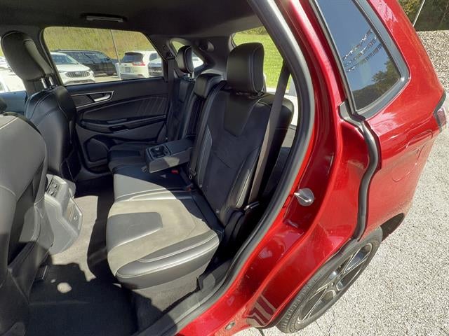 2021 Ford Edge ST