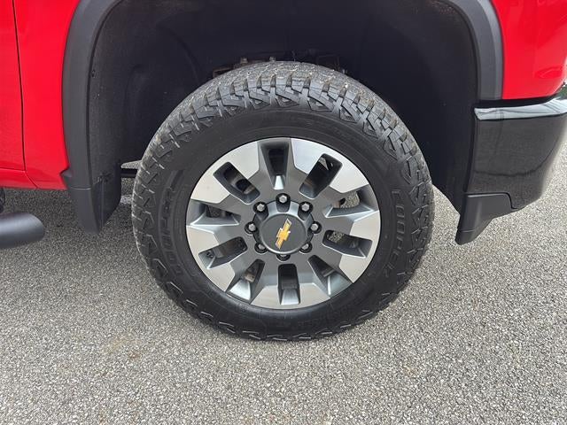 2022 Chevrolet Silverado 2500HD 4WD Crew Cab Standard Bed Custom