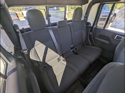 2023 Jeep Gladiator Overland 4x4