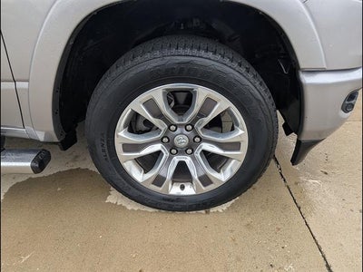 2022 RAM 1500 Limited Longhorn Crew Cab 4x4 5'7" Box