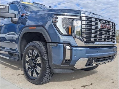 2025 GMC Sierra 3500 HD Denali