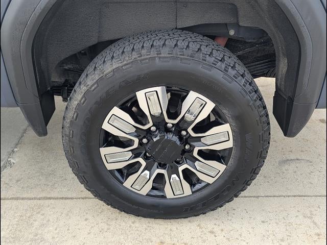 2025 GMC Sierra 3500 HD Denali
