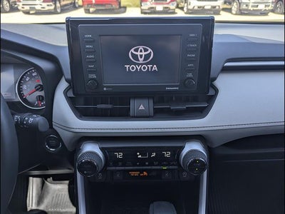 2022 Toyota RAV4 XLE