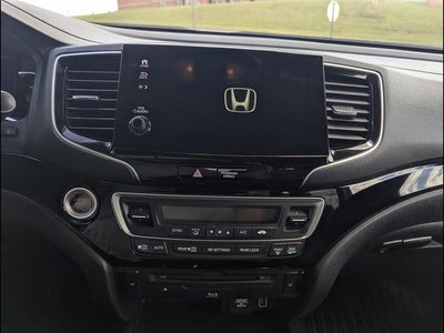 2022 Honda Pilot Touring 7-Passenger