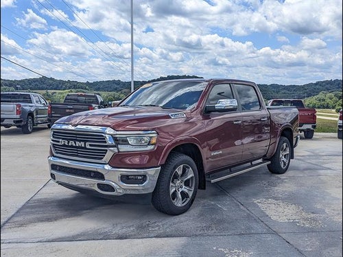 2020 RAM 1500 Laramie Crew Cab 4x4 5'7" Box