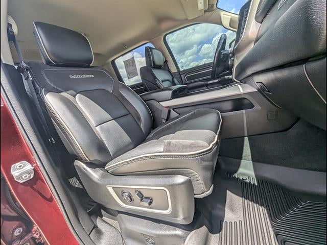 2020 RAM 1500 Laramie Crew Cab 4x4 5'7" Box