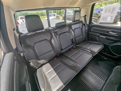 2020 RAM 1500 Laramie Crew Cab 4x4 5'7" Box