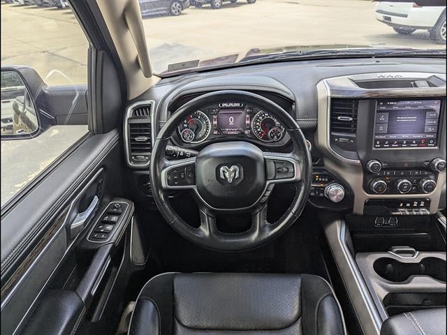 2020 RAM 1500 Laramie Crew Cab 4x4 5'7" Box