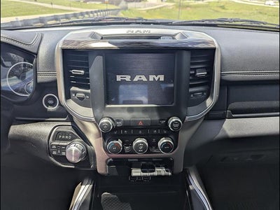 2020 RAM 1500 Laramie Crew Cab 4x4 5'7" Box