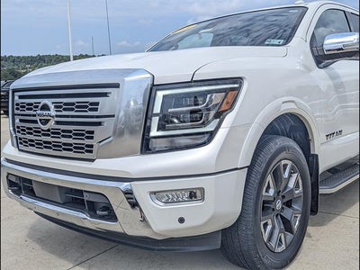 2021 Nissan TITAN Crew Cab Platinum Reserve 4x4
