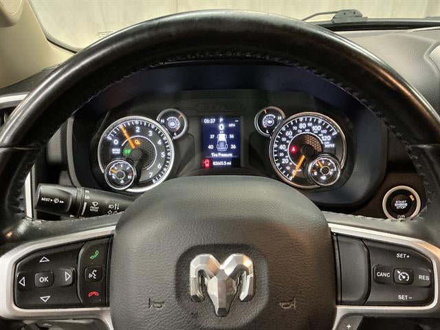 2020 RAM 1500 Big Horn Quad Cab 4x4 6'4" Box