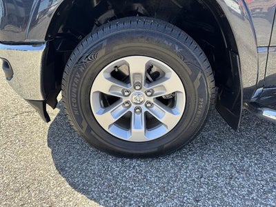 2020 RAM 1500 Laramie Quad Cab 4x4 6'4" Box