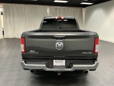 2022 RAM 1500 Big Horn Crew Cab 4x4 6'4" Box