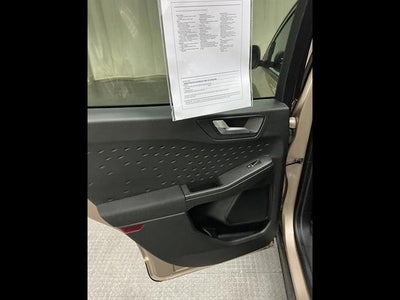 2020 Ford Escape SE