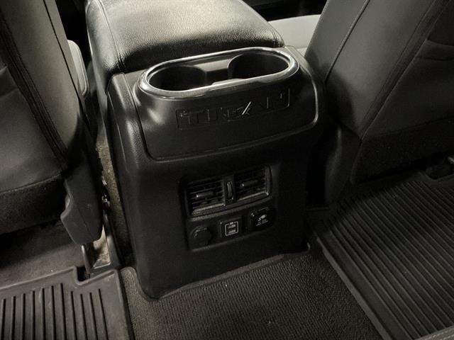 2021 Nissan TITAN Crew Cab SV 4x4