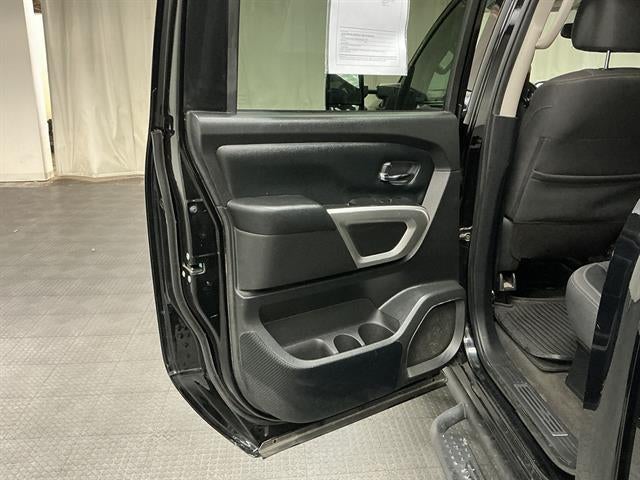 2021 Nissan TITAN Crew Cab SV 4x4