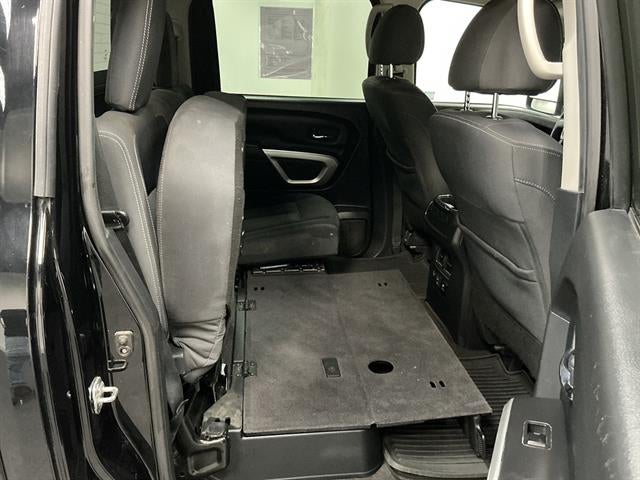2021 Nissan TITAN Crew Cab SV 4x4