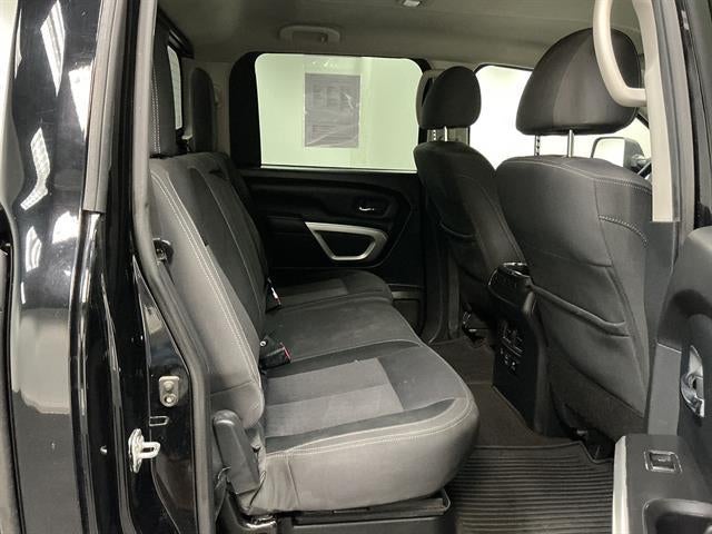 2021 Nissan TITAN Crew Cab SV 4x4