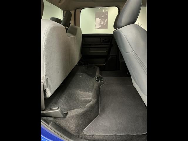 2017 RAM 2500 Tradesman Crew Cab 4x4 6'4" Box
