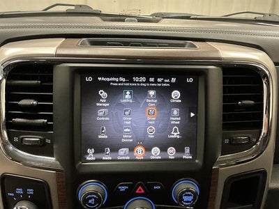 2017 RAM 2500 Laramie Crew Cab 4x4 6'4" Box