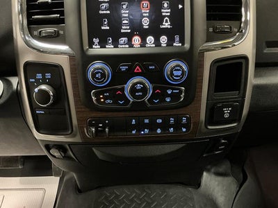 2017 RAM 2500 Laramie Crew Cab 4x4 6'4" Box