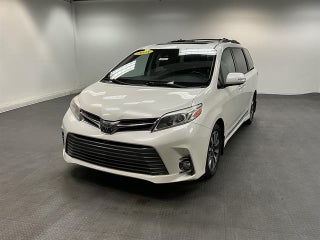2018 Toyota Sienna Limited Premium 7 Passenger