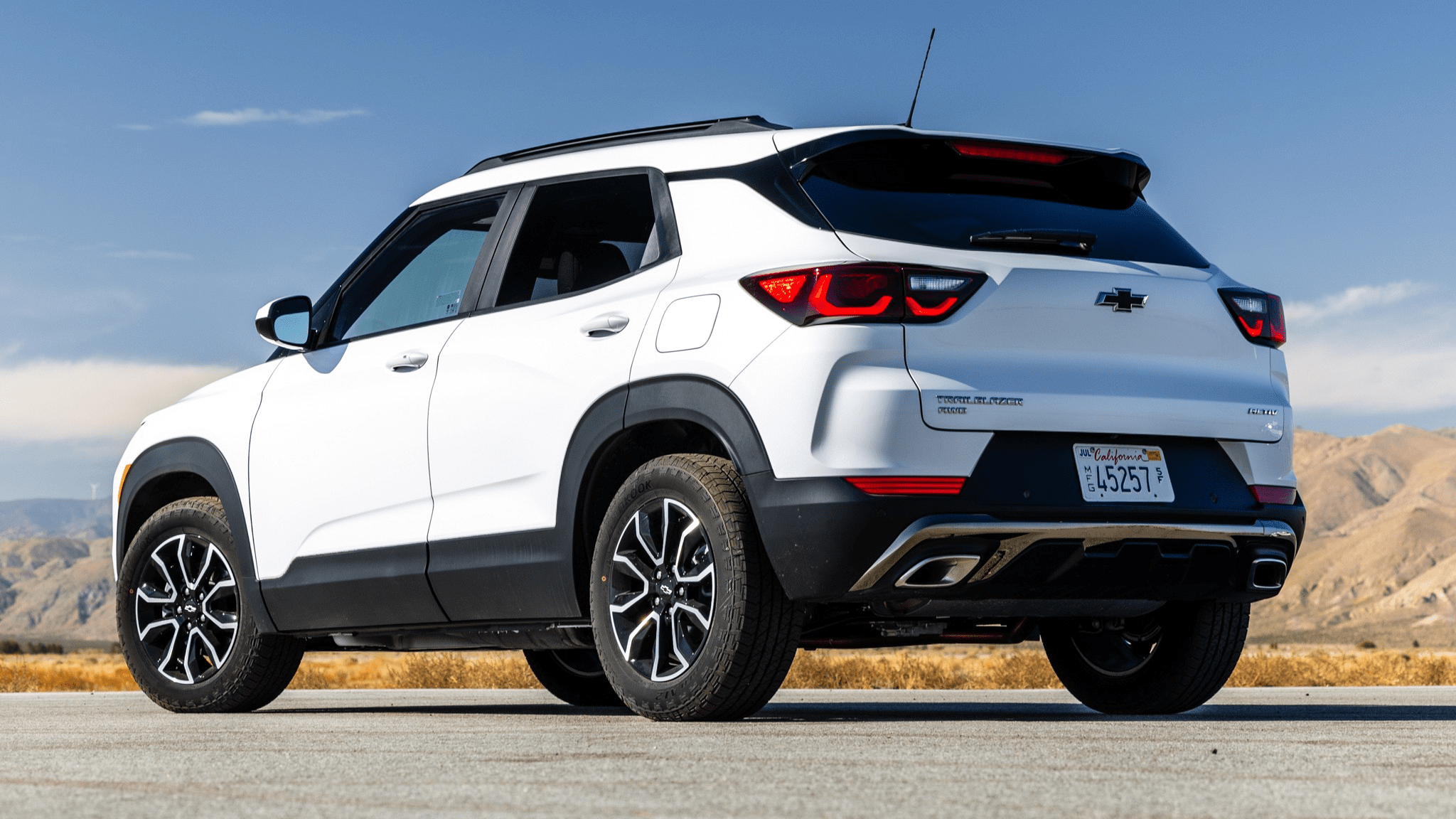 2026 Chevrolet Trailblazer Front Gille and Light